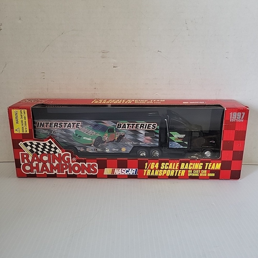 Bobby Labonte Interstate Batteries 1:64 Team Transporter 1997 Racing Champions